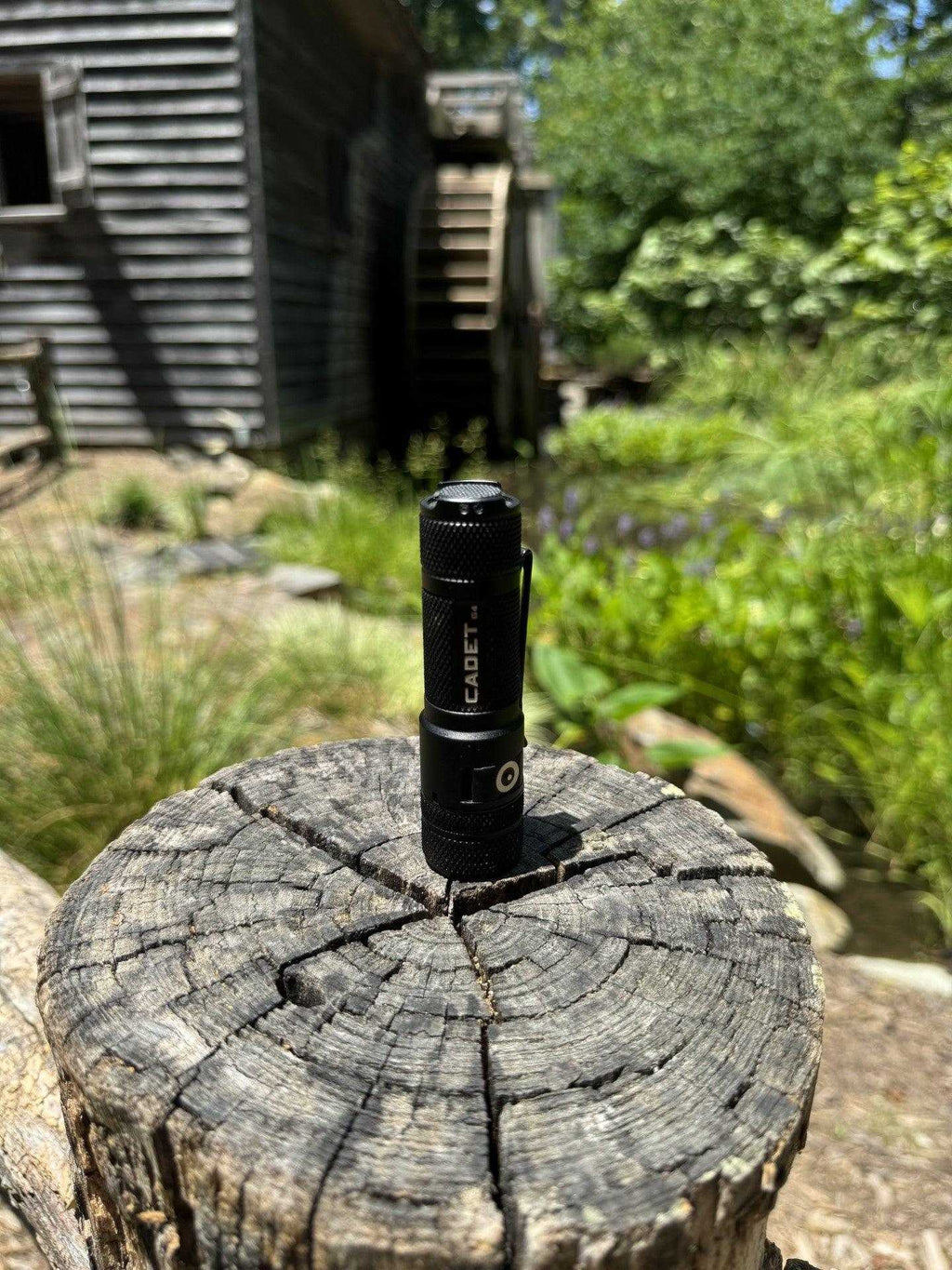 Cadet Gen4 1,200 Lumen Tactical EDC Flashlight - PROTARSTOMB.COM